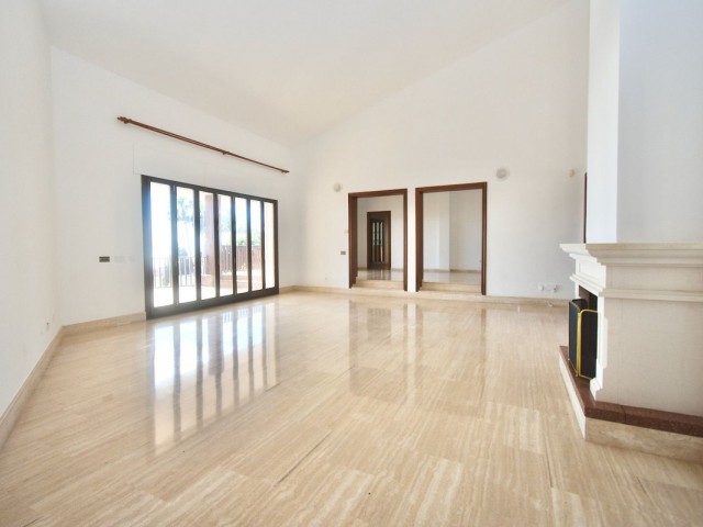 7 Sovrums Villa i Benalmadena