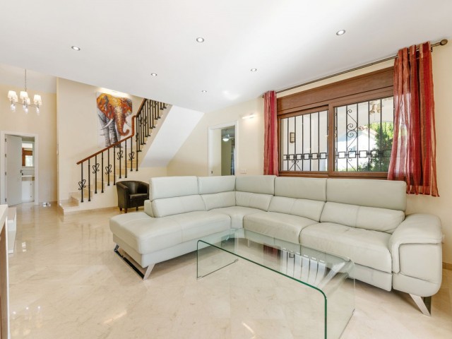 5 Soveroms Villa i Atalaya