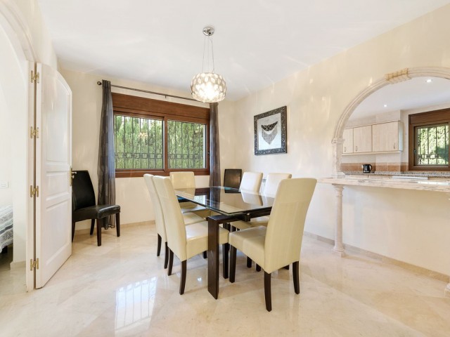 5 Soveroms Villa i Atalaya