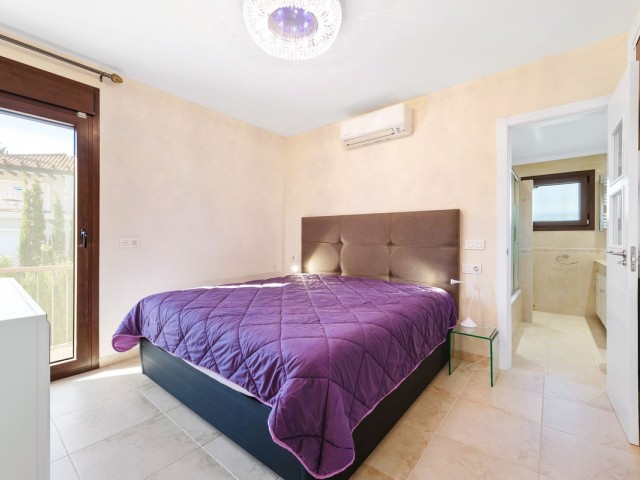 5 Soveroms Villa i Atalaya