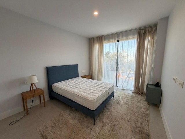 2 Bedrooms Apartment in Benahavís