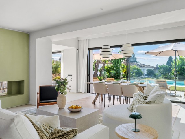 4 Bedrooms Villa in Nueva Andalucía