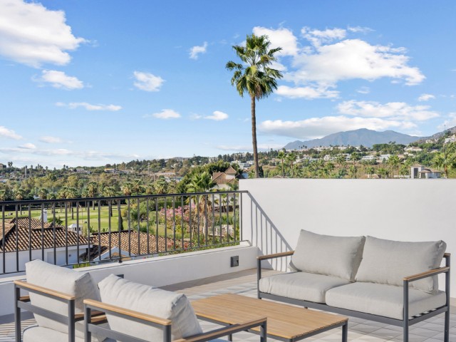 4 Bedrooms Villa in Nueva Andalucía