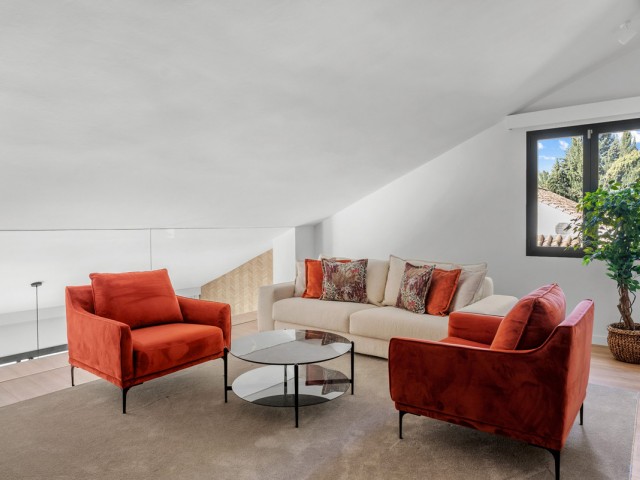 4 Bedrooms Villa in Nueva Andalucía