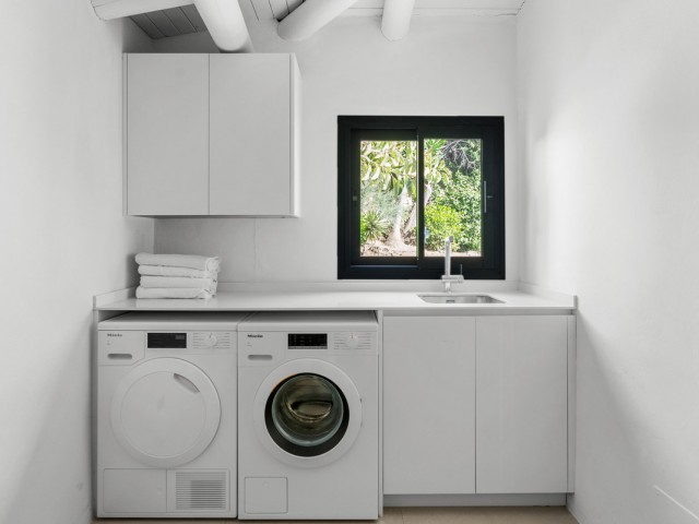 4 Bedrooms Villa in Nueva Andalucía