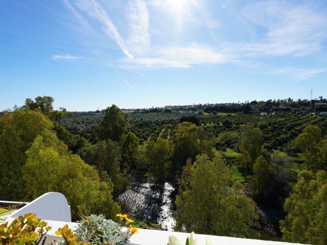 2 Sovrums Lägenhet i Guadalmina Alta