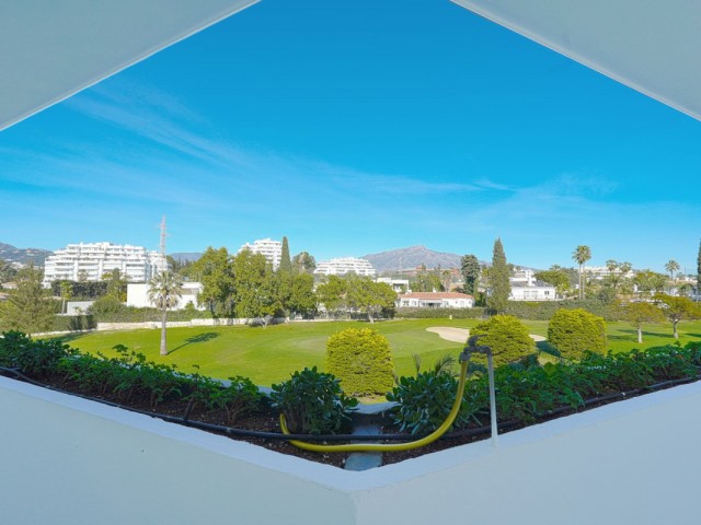 2 Sovrums Lägenhet i Guadalmina Alta