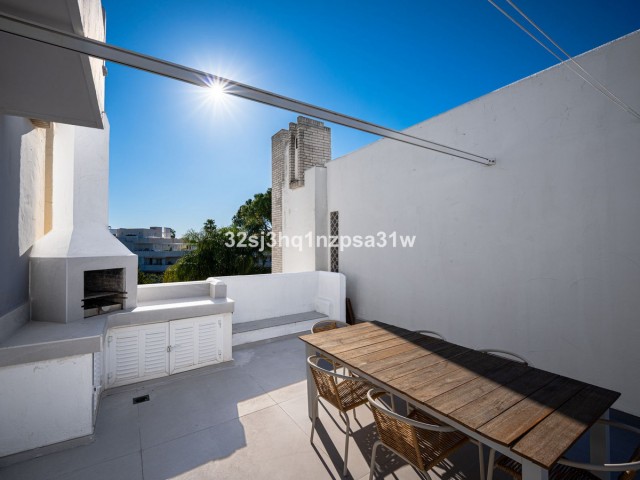 Penthouse in Nueva Andalucía