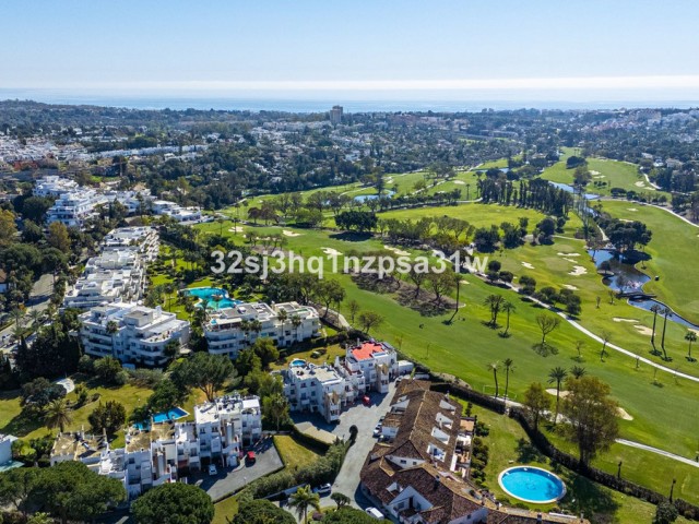 Penthouse in Nueva Andalucía