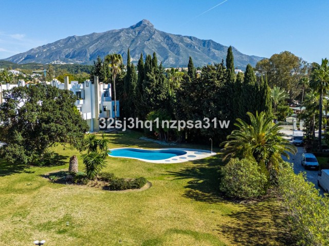 Penthouse in Nueva Andalucía