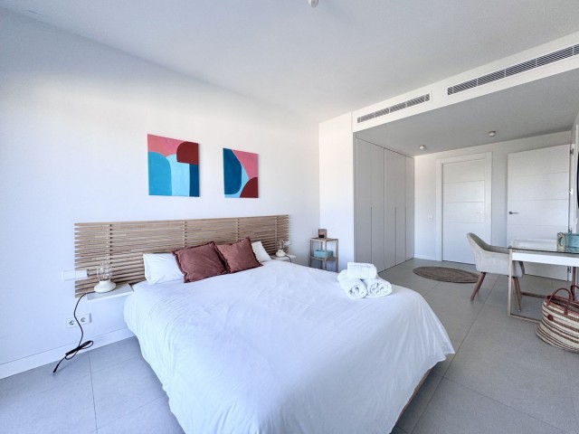 Apartamento con 2 Dormitorios  en La Cala de Mijas