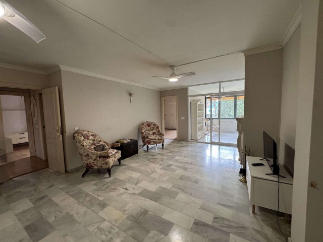 3 Bedrooms Apartment in Nueva Andalucía