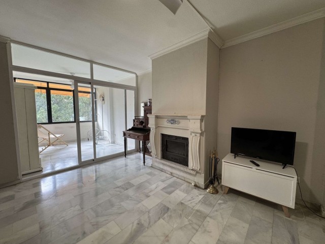 3 Bedrooms Apartment in Nueva Andalucía