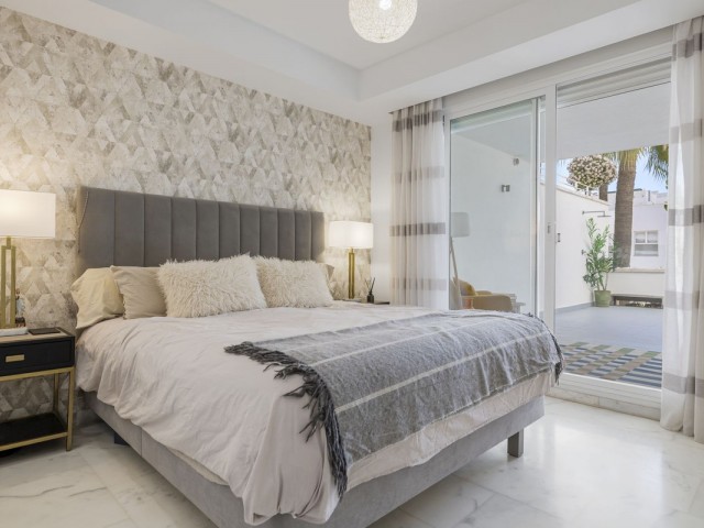 Appartement avec 3 Chambres  à Torrequebrada