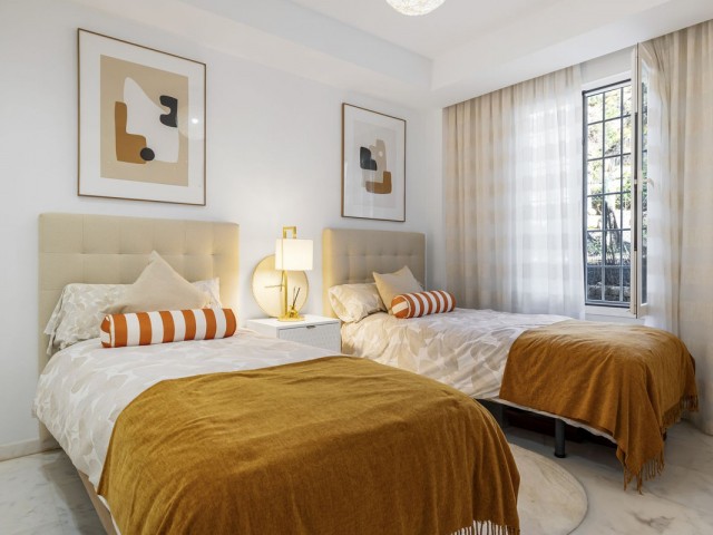 Appartement avec 3 Chambres  à Torrequebrada