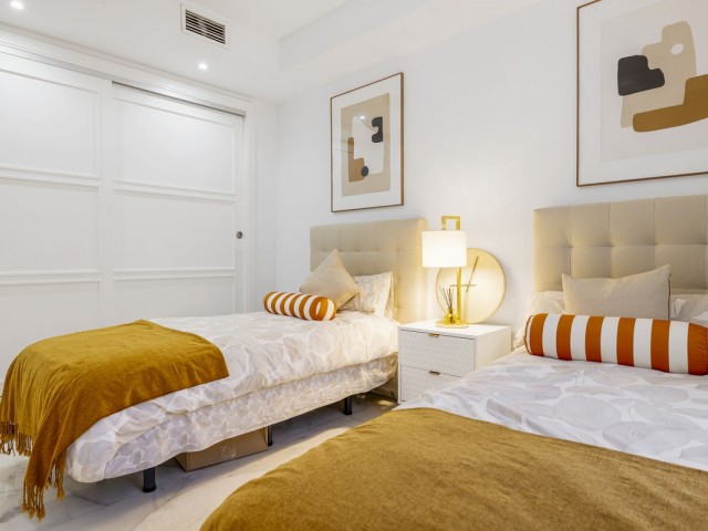 Appartement avec 3 Chambres  à Torrequebrada