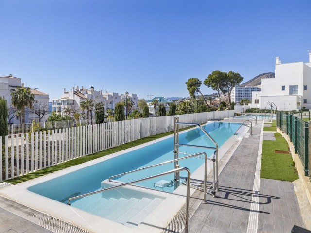 Appartement avec 3 Chambres  à Torrequebrada