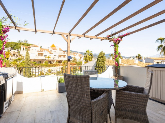 Takvåning i El Paraiso