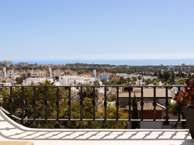 Takvåning i El Paraiso