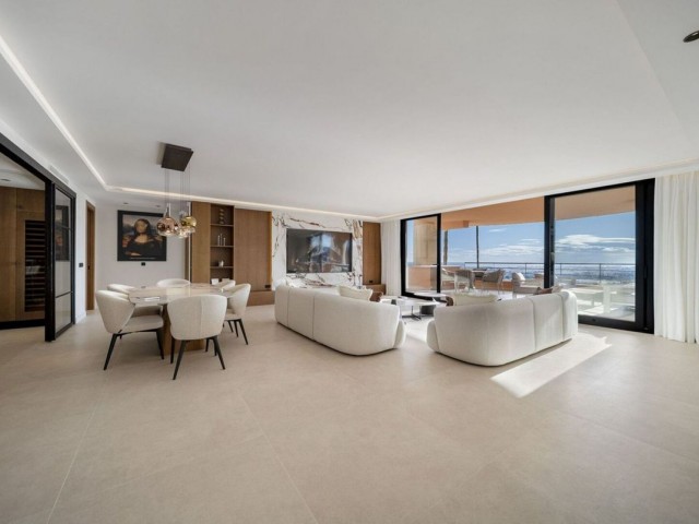 3 Bedrooms Apartment in Nueva Andalucía