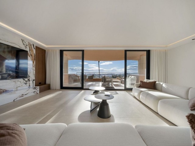 3 Bedrooms Apartment in Nueva Andalucía