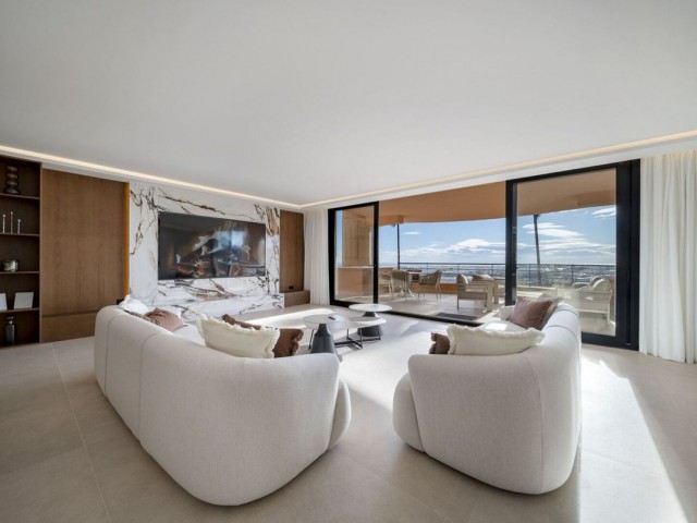 3 Bedrooms Apartment in Nueva Andalucía