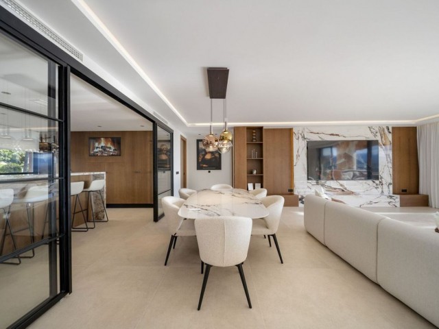 3 Bedrooms Apartment in Nueva Andalucía