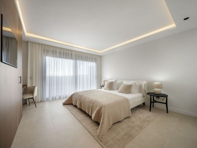 3 Bedrooms Apartment in Nueva Andalucía