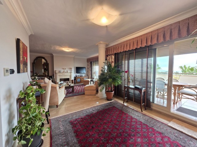 Appartement avec 4 Chambres  à Sierra Blanca