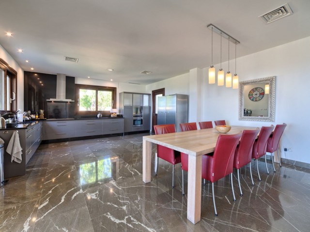 6 Slaapkamer Villa in Los Flamingos