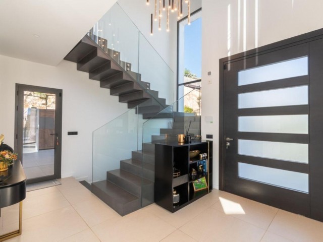 4 Bedrooms Villa in Los Arqueros