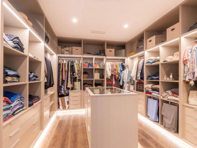 4 Bedrooms Villa in Los Arqueros