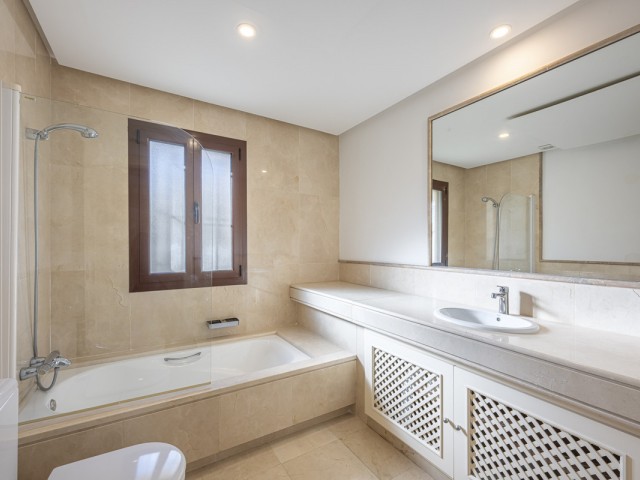 Apartment, Sotogrande Alto, R5274490