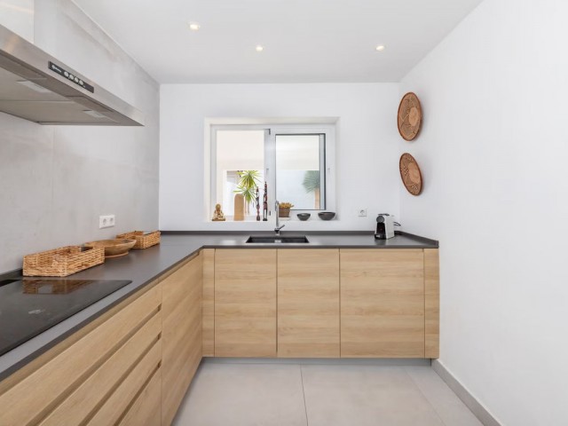 2 Bedrooms Townhouse in Elviria