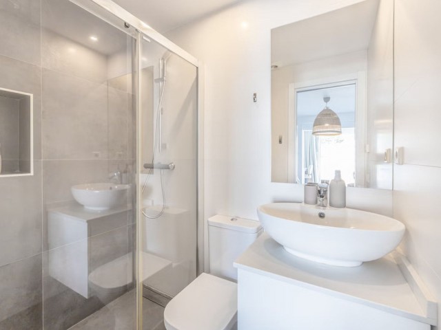 2 Bedrooms Townhouse in Elviria