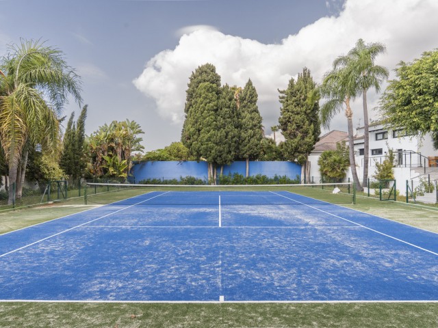 5 Sovrums Villa i Marbella