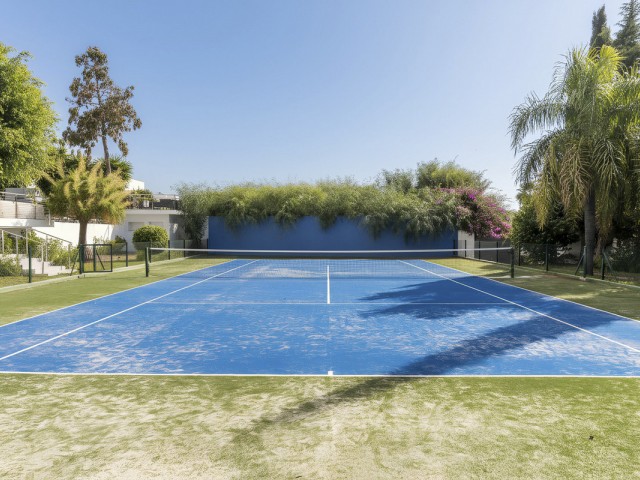 5 Sovrums Villa i Marbella