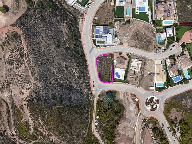  Plot in Mijas