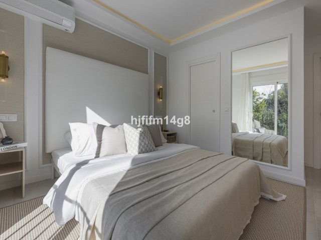 4 Schlafzimmer Reihenhaus in Nueva Andalucía