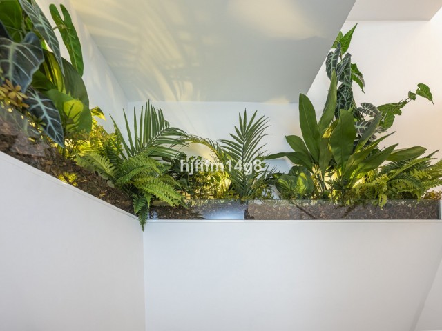 4 Schlafzimmer Reihenhaus in Nueva Andalucía