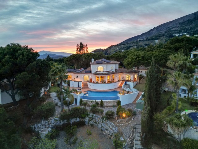 4 Slaapkamer Villa in Valtocado