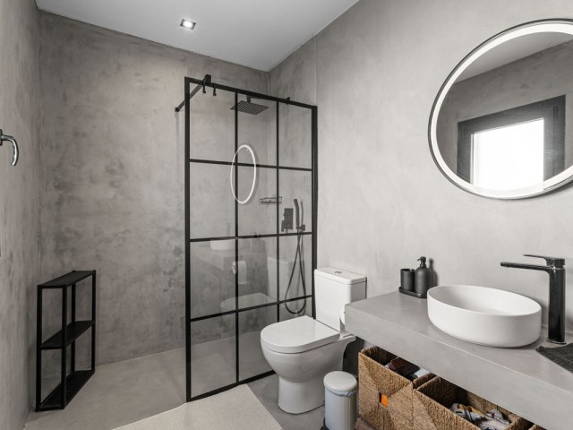 5 Makuuhuoneen Huvila Estepona