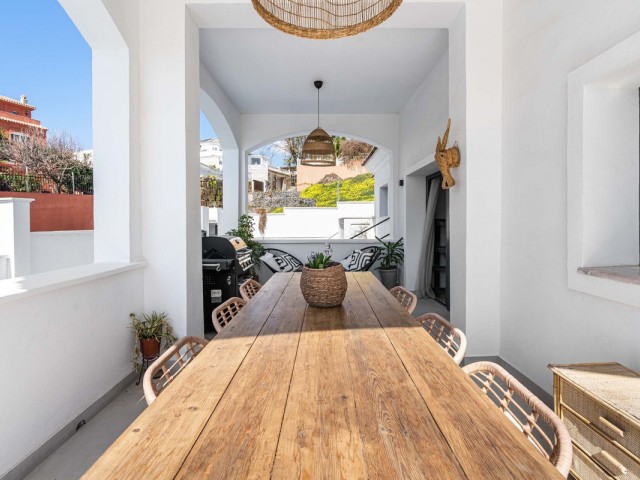 5 Makuuhuoneen Huvila Estepona