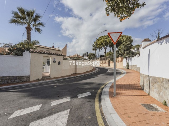 6 Bedrooms Villa in Benalmadena Costa