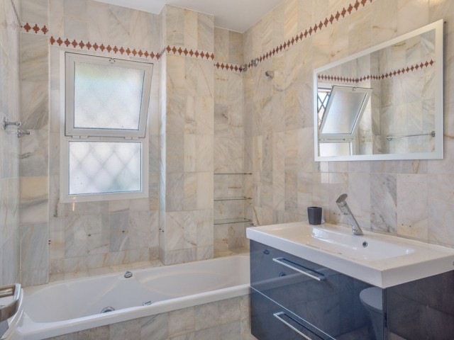 10 Bedrooms Villa in Hacienda Las Chapas