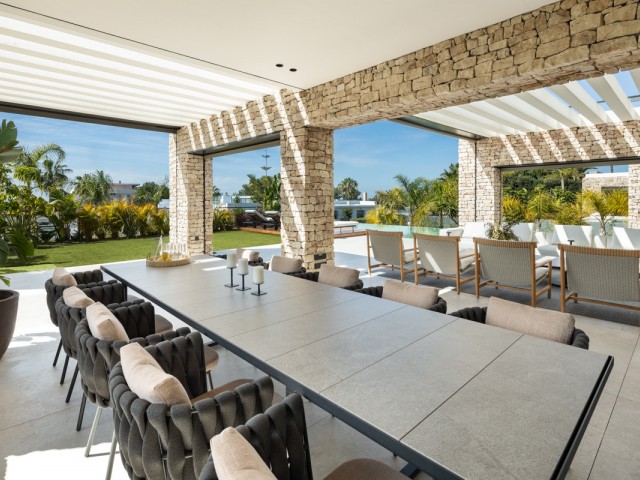 5 Schlafzimmer Villa in Nueva Andalucía