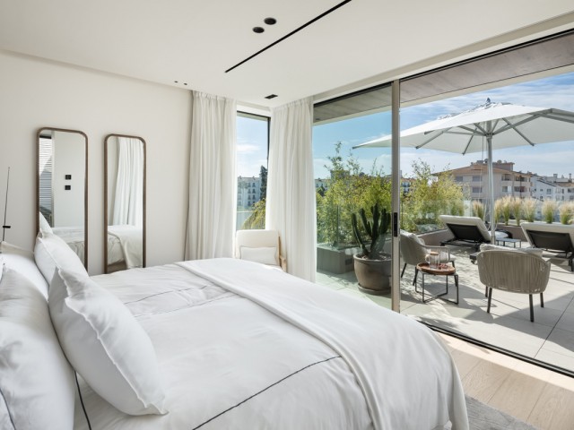 5 Schlafzimmer Villa in Nueva Andalucía