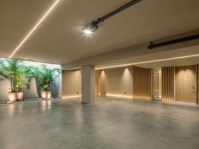 5 Schlafzimmer Villa in Nueva Andalucía