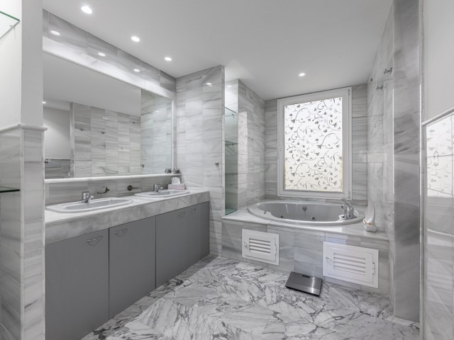 3 Schlafzimmer Apartment in Estepona