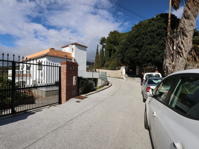  Plot in Mijas